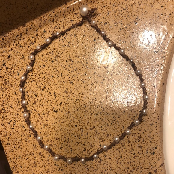 Jewelry - I am selling this super cute pearled necklace !!
